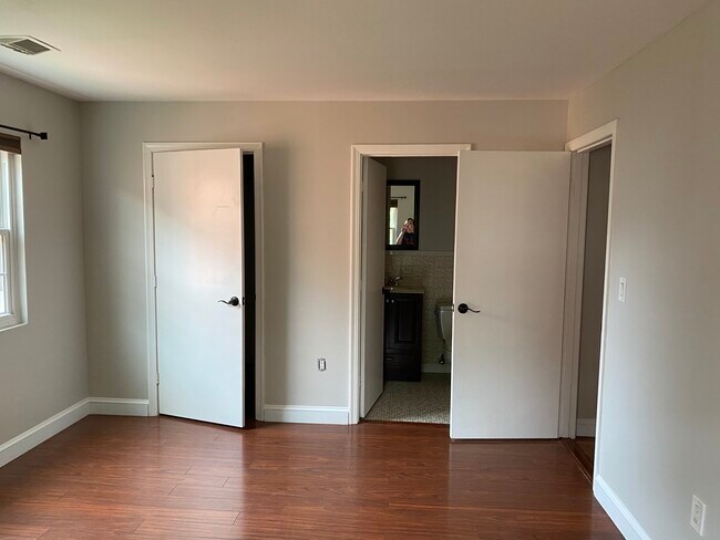 Second bedroom - 8 Louisburg Sq