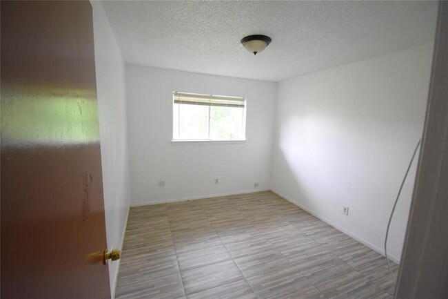 Building Photo - 4353 Brinkley St
