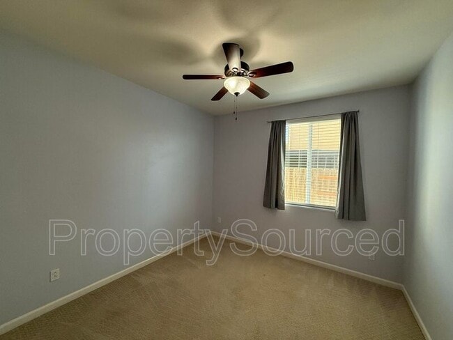 Building Photo - 333 Catmint St