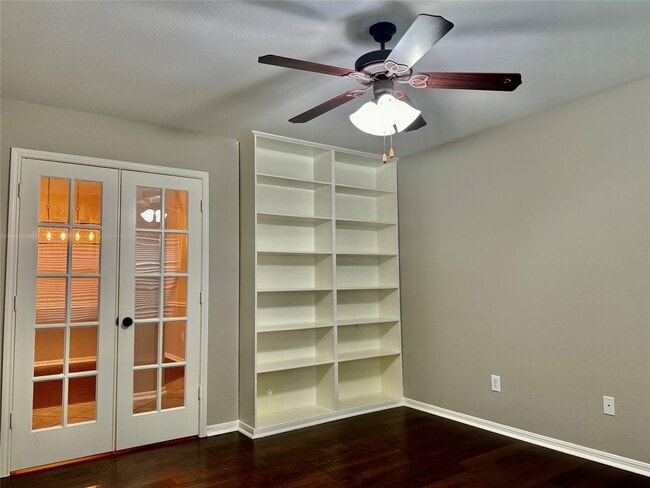 Building Photo - 28019 Canyon Wren Dr