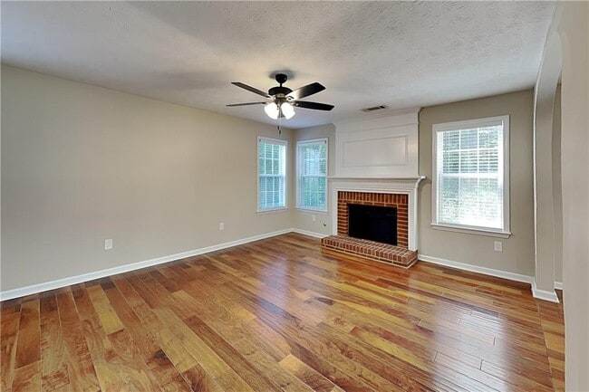 Building Photo - 1045 Winthrope Chase Dr