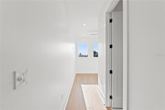 Building Photo - 531 Danube Ave