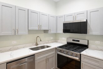 Building Photo - 5032 S Princeton Ave