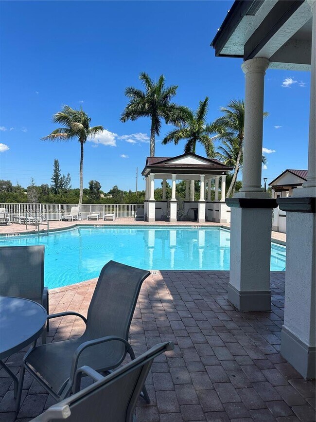 Building Photo - 4311 SW 160th Ave