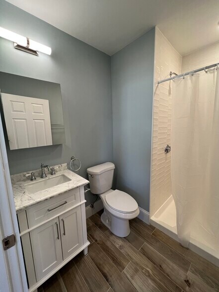 Building Photo - 75 Winchester St