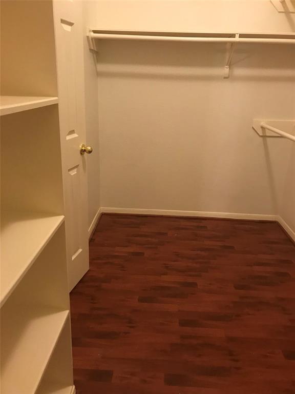 Building Photo - 4715 Schiller Park Ln