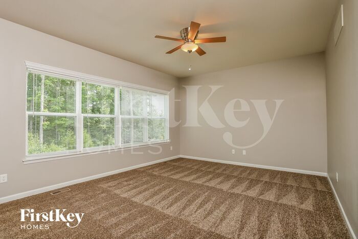 Building Photo - 445 Peruque Hills Pkwy