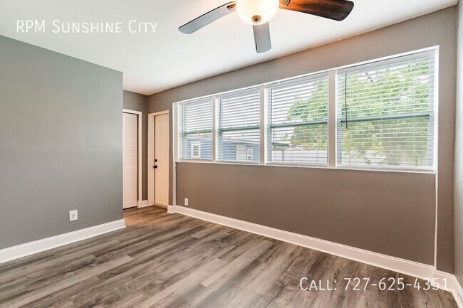 Building Photo - 2017 Ocean View Pl