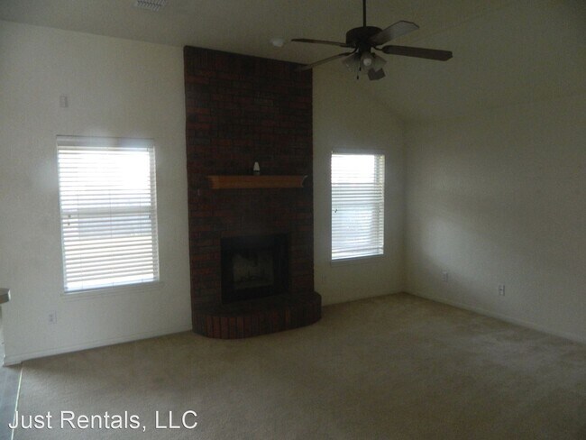 Building Photo - 4 br, 2 bath House - 2903 Wisteria Lane