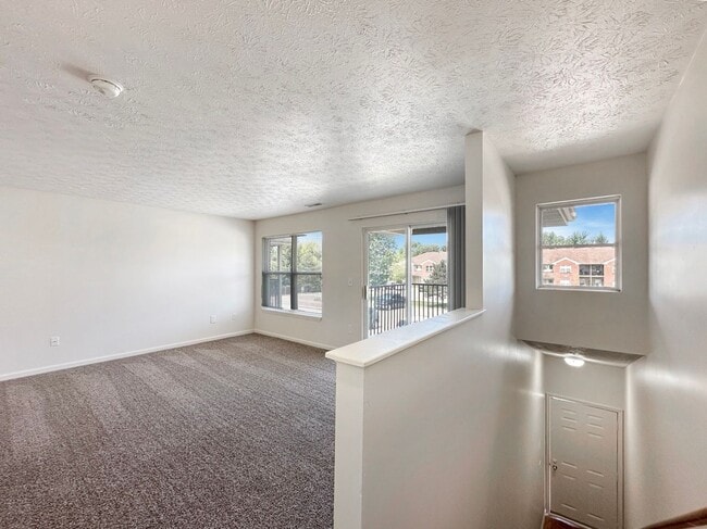 Building Photo - Adrian College Less than 2 miles away*********** Sand Creek 1 Bedroom*************Rent $999/month