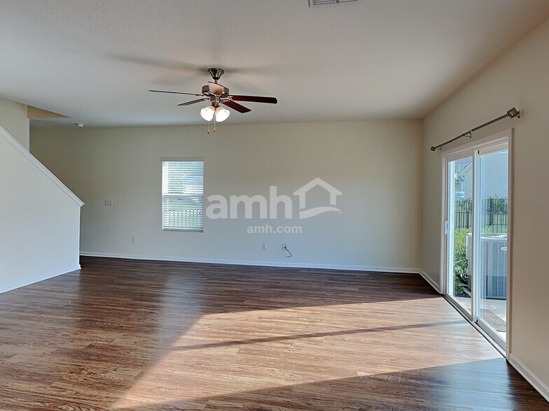 Building Photo - 189 E Jayce Way