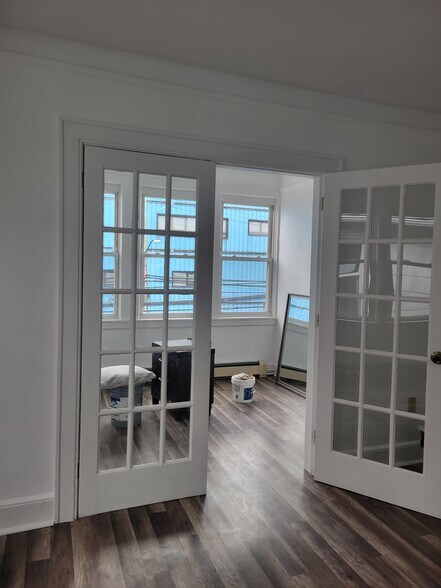 Building Photo - 11110 14th Ave