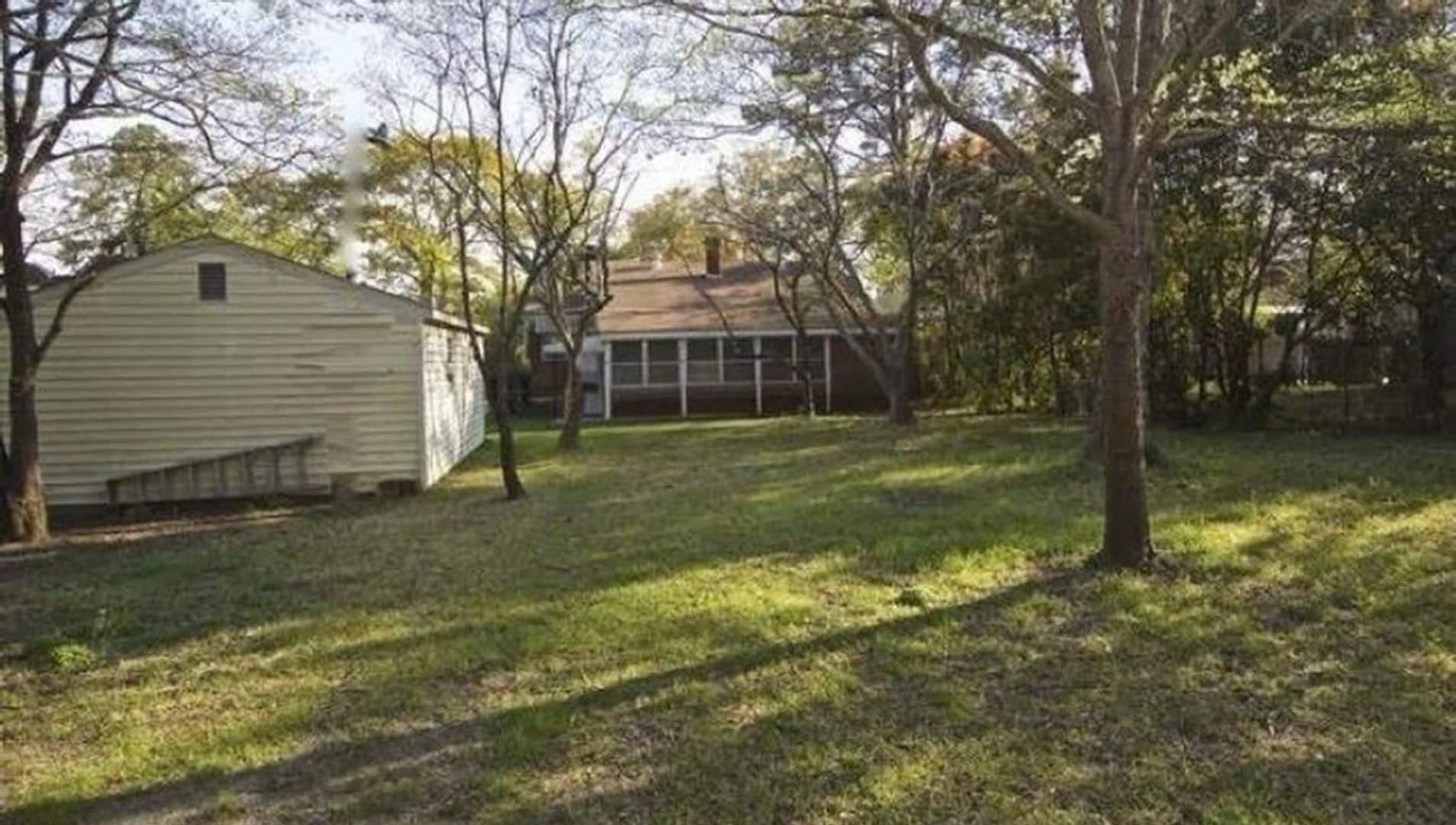 Building Photo - 3803 Yale Ave