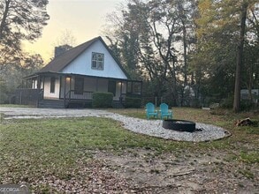Building Photo - 720 Corbin Ave