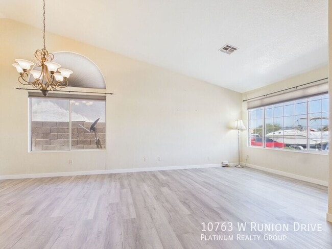 Building Photo - 10763 W Runion Dr