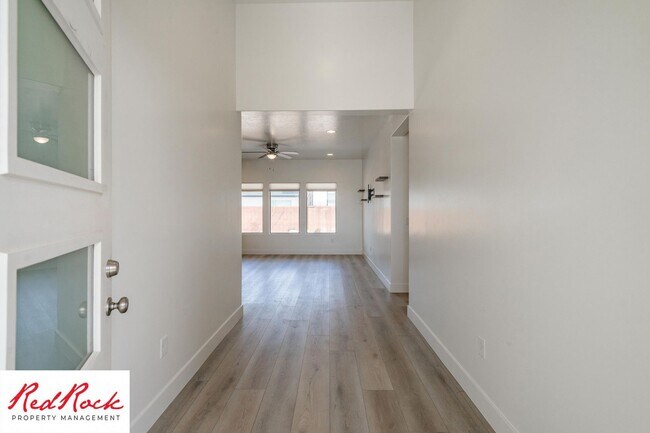 Building Photo - Comfort, Space & Style with a 3-Car Garage Small Dog Friendly!