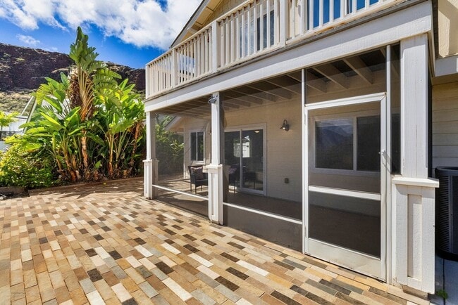 Building Photo - Available NOW! Largest Model in Sea Countr...