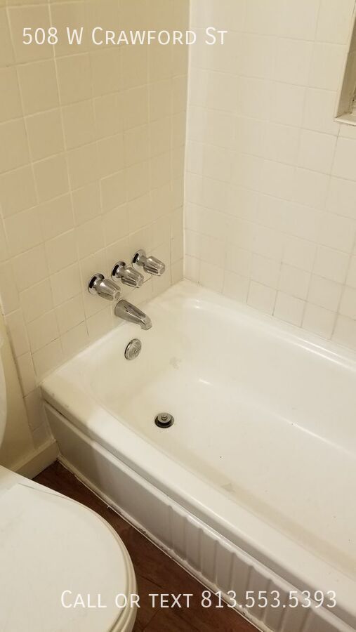 Building Photo - 508 W Crawford St