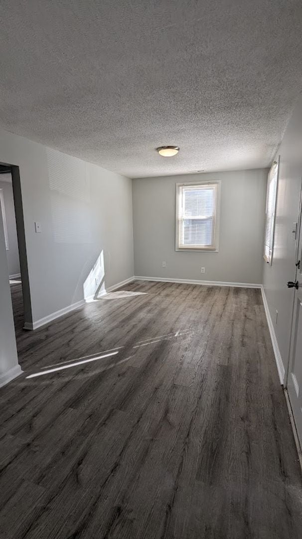Building Photo - 2bed/1bath HOUSE Greensboro, NC!!