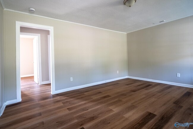 Building Photo - 2208 Old Gurley Pike