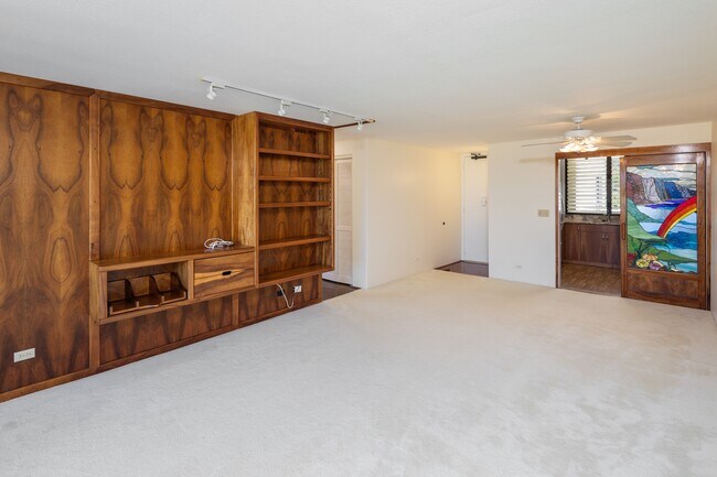 Building Photo - 6770 Hawaii Kai Dr