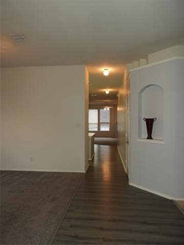 Building Photo - 3104 Cedardale Dr