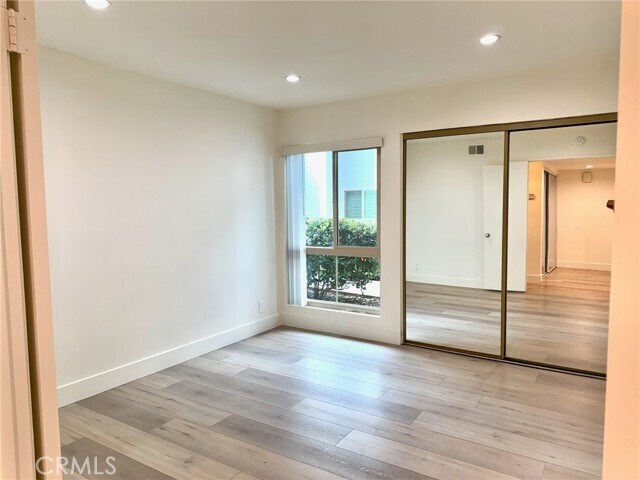 Building Photo - 4648 Park Granada