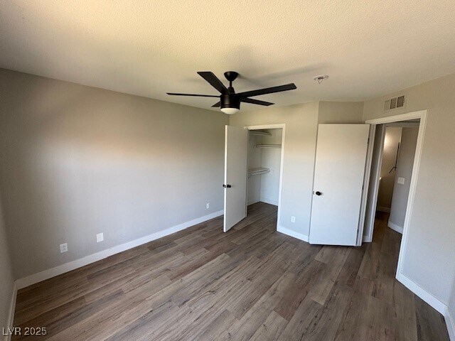 Building Photo - 4555 E Sahara Ave
