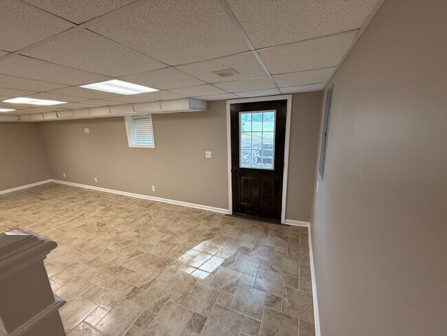 Building Photo - 3125 Hwy 49 E