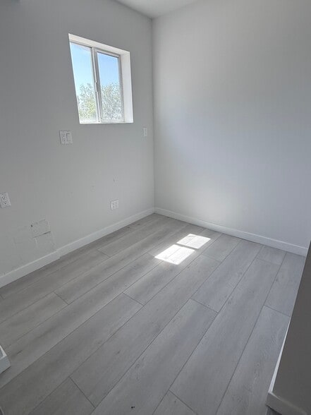 Building Photo - 2826 Altura Ave