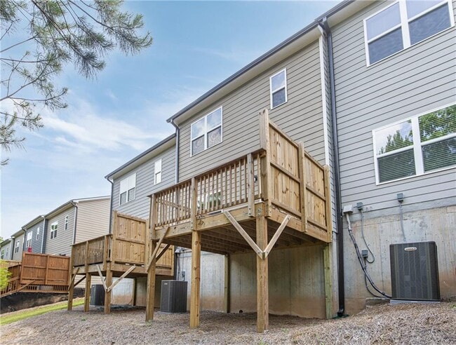 Building Photo - 7016 Fringe Flower Dr