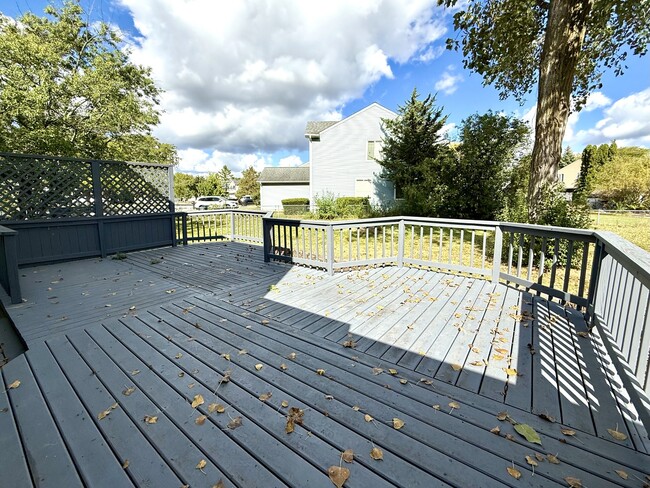 Building Photo - 100 Rumsey Pl