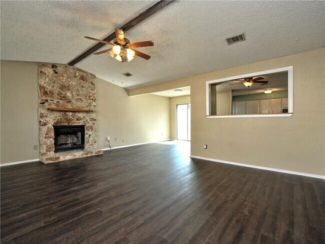 Building Photo - 8407 Gallatin Dr