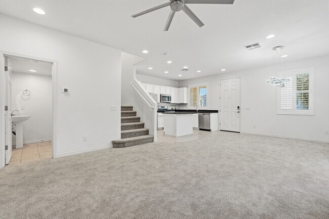 Building Photo - 1647 S 83rd Pl