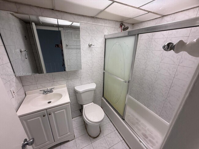 Building Photo - 4370 NW 11th St