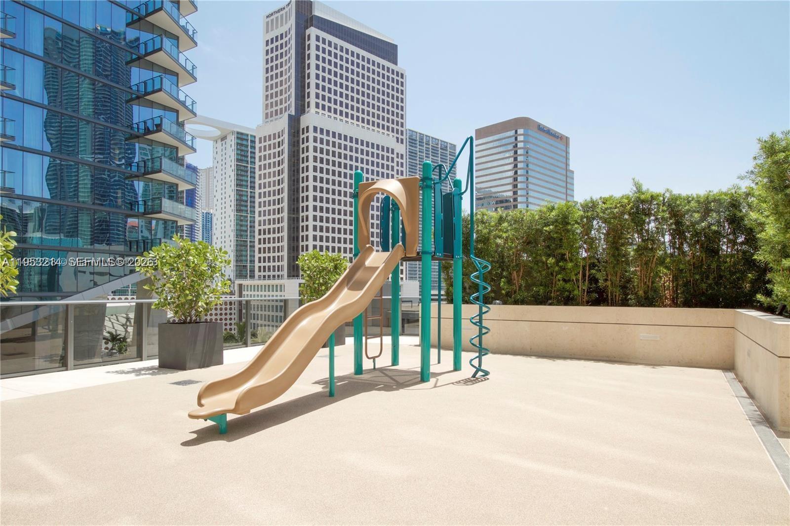 Building Photo - 801 S Miami Ave