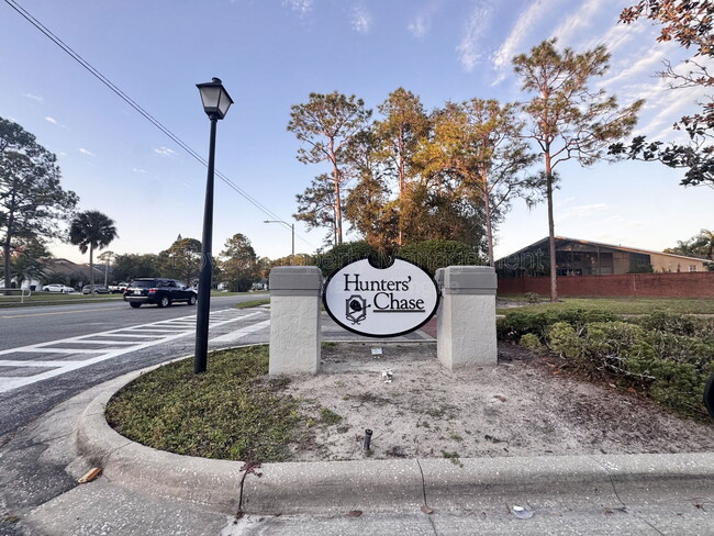 Building Photo - 930 Northern Dancer Way