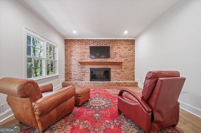 Building Photo - 80 Cliffcreek Trce NE