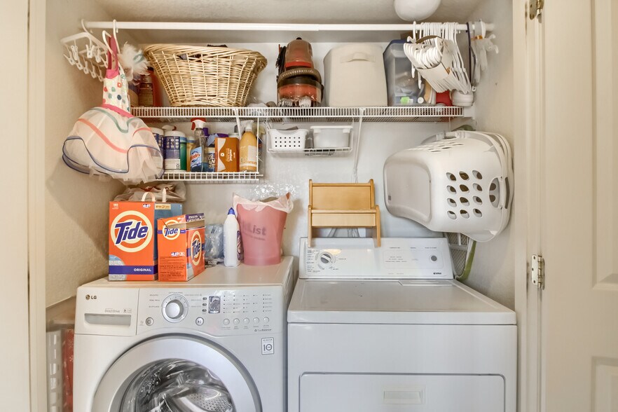 Building Photo - 345 Smith Cir