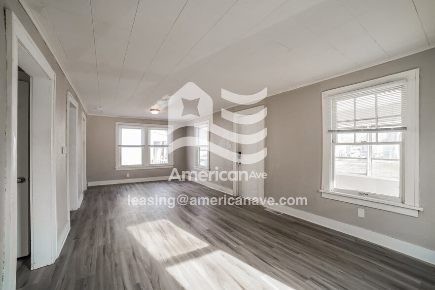 Building Photo - 1117 Woodlawn Ct