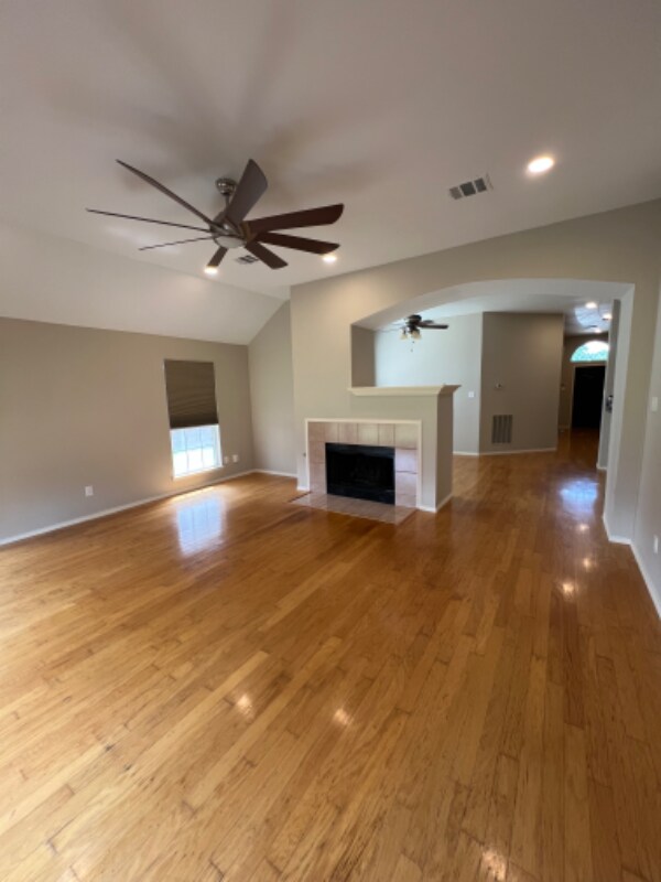Building Photo - 6104 Sumter Ct