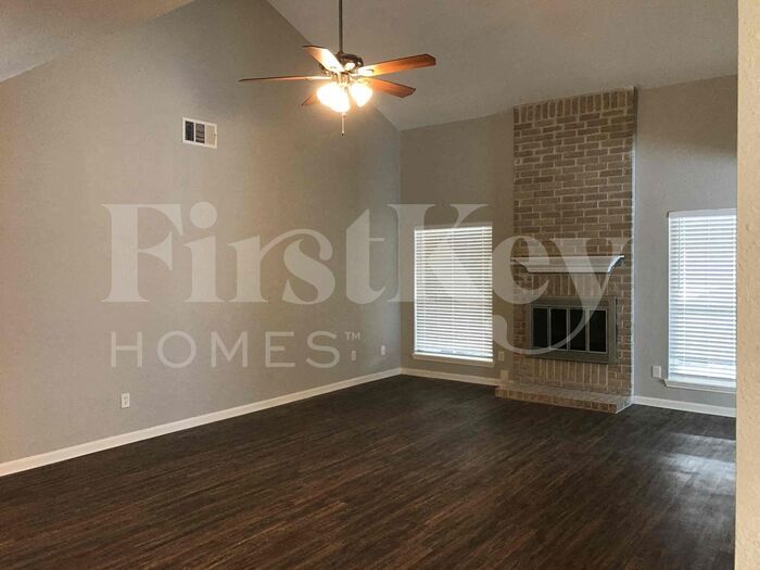 Building Photo - 4706 Whispering Falls Dr