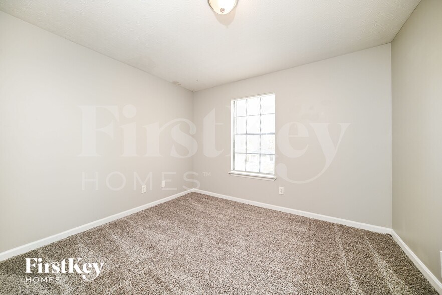 Building Photo - 5516 Liberty Rd