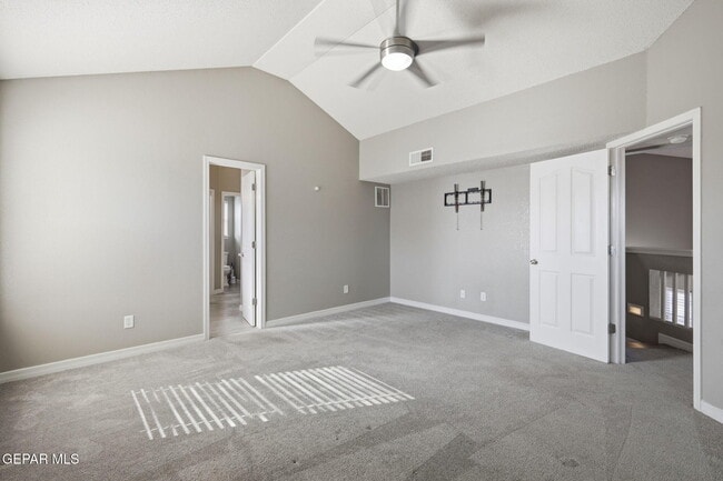 Building Photo - 2913 Pino Blanco Pl