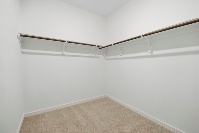 Building Photo - 8427 Bay Rdg Cir