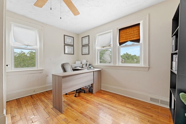Building Photo - West Akron 3BR with Porch & Off-Street Par...
