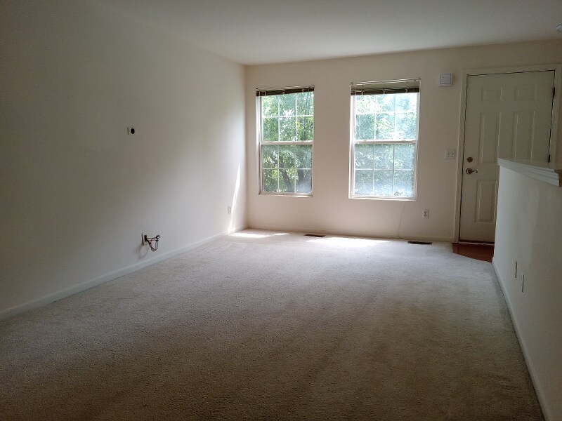 Building Photo - 1083 Beaver Run