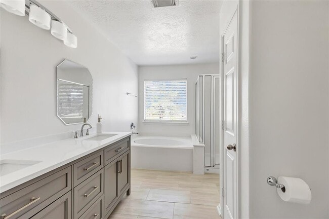 Building Photo - 17635 Olympic Park Ln