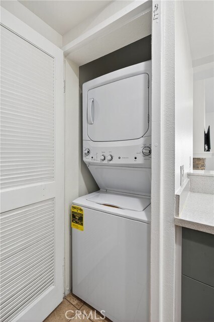 Building Photo - 9714 Sepulveda Blvd