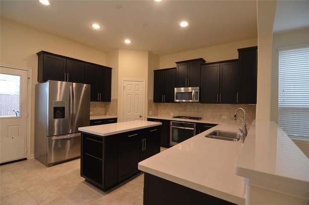 Building Photo - 10306 Hartfield Bluff Ln
